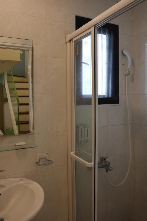 Sky Ocean Apartment Yilan Luaran gambar