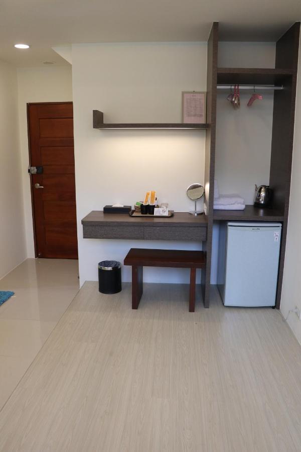Sky Ocean Apartment Yilan Luaran gambar