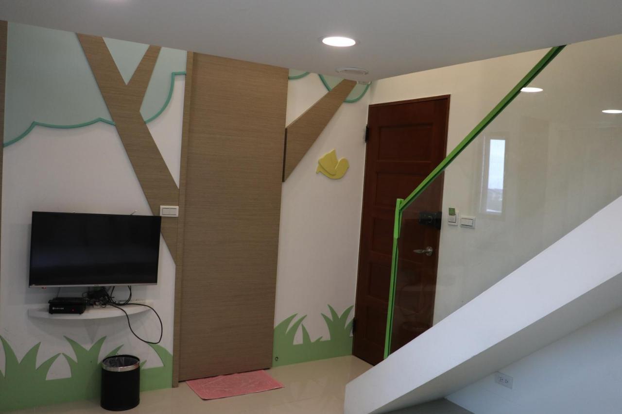 Sky Ocean Apartment Yilan Luaran gambar